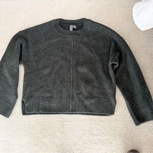 Sweaty Betty Women's Green Crewneck Sweater